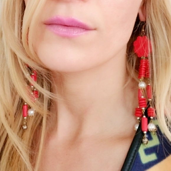DANGLING RED EARRINGS - Picture 1 of 4